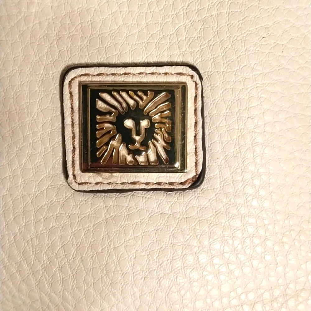 Anne Klein Ivory White Women's Faux Leather Purse Tote Bag Satchel Lion Logo - Picture 12 of 15